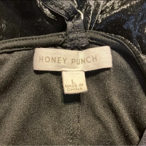 Honey punch black velvet bodysuit - Picture 2 of 8